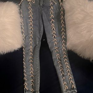 Never worn tag attached High waisted laced sides denim jeans!!!
